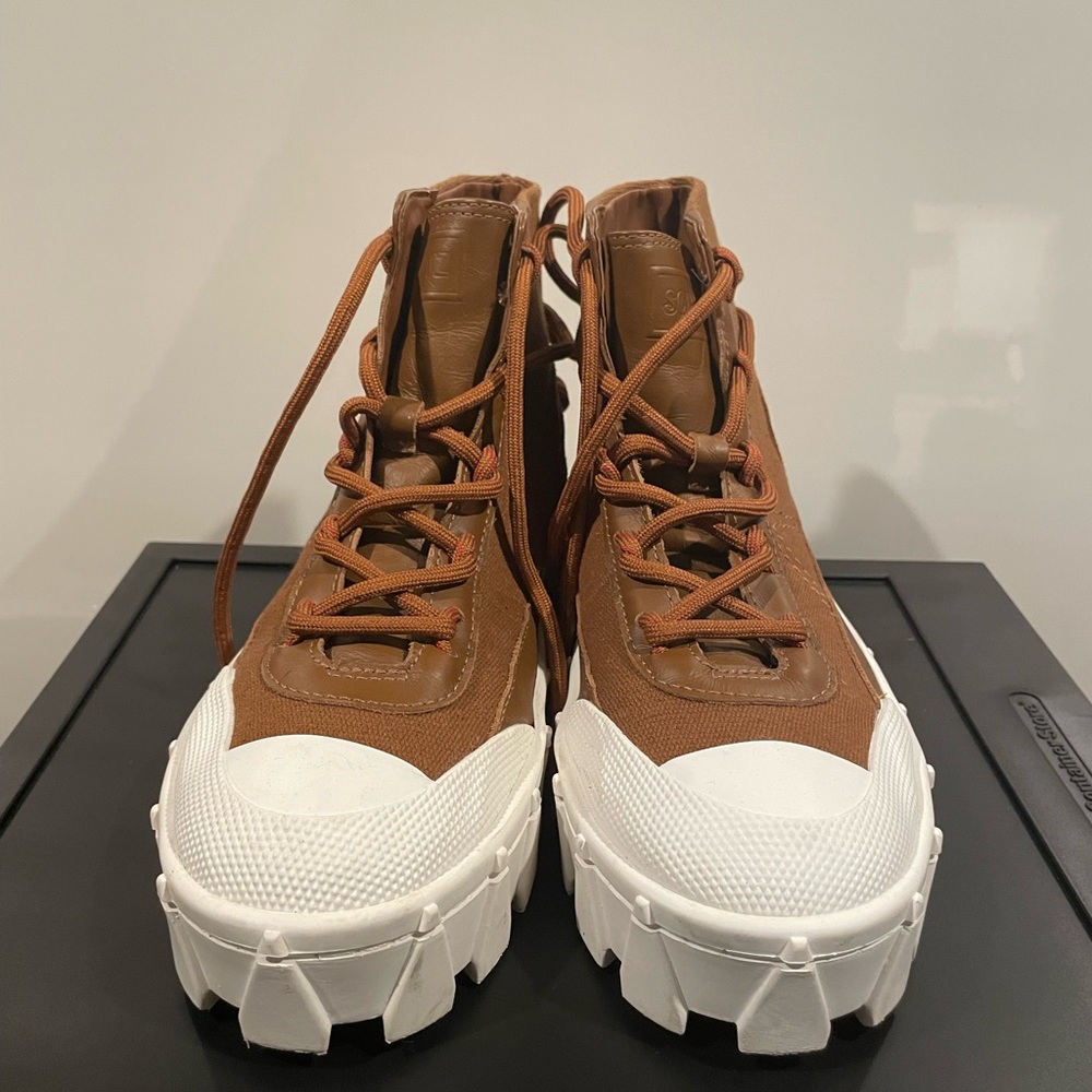Schultz Brown and White High-Top Sneakers/Booties. Size 8.5